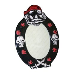 K.BILDAUFBEWAHRER OVAL PIRATENKOPF*3