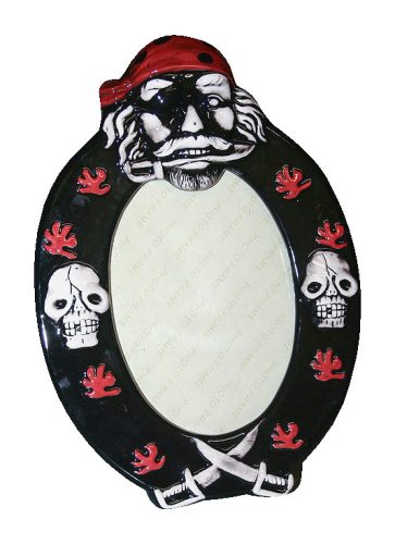 K.BILDAUFBEWAHRER OVAL PIRATENKOPF*3