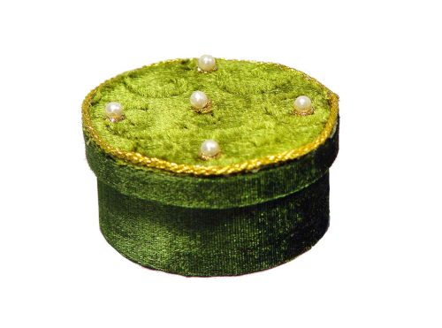 BOX GRÜN+PERLEN KREIS 10CM